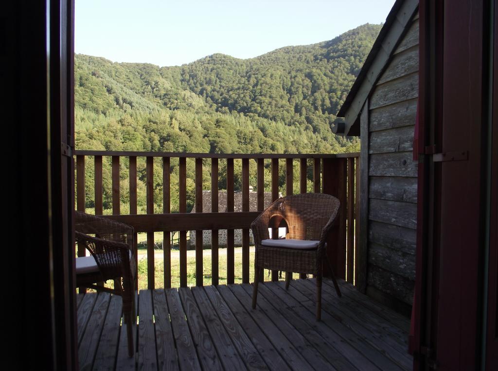 Les Chalets De La Foret D'Issaux Osse-en-Aspe Pokoj fotografie