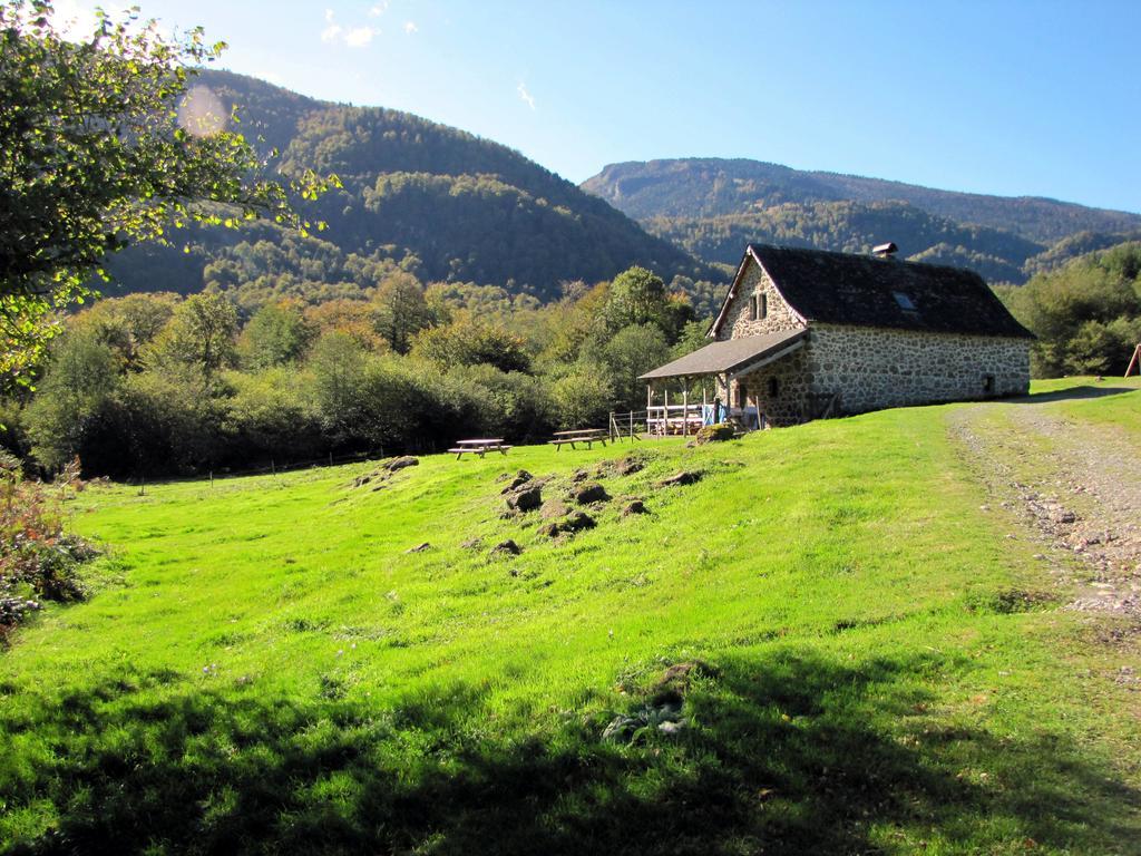Les Chalets De La Foret D'Issaux Osse-en-Aspe Exteriér fotografie